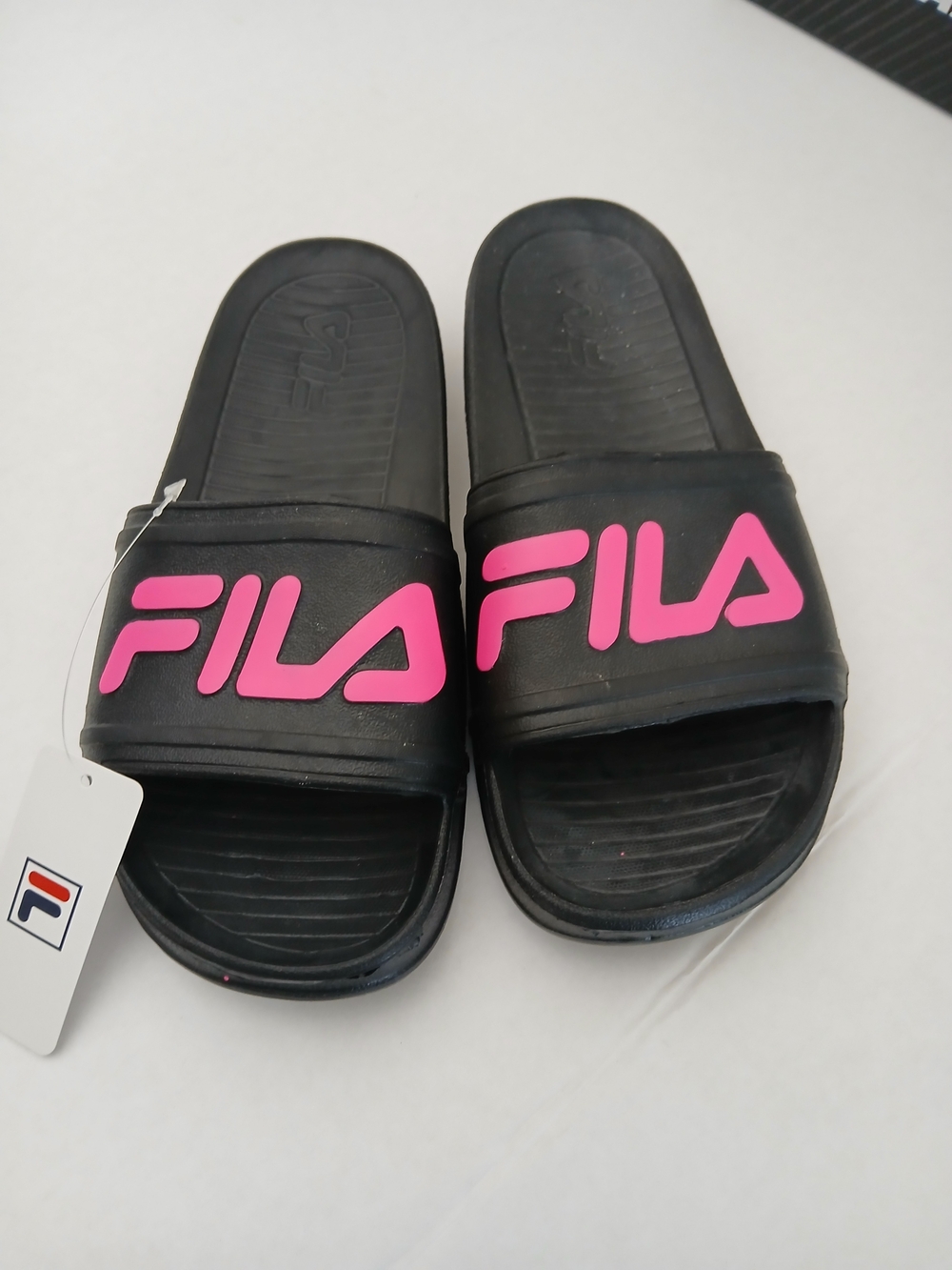 Fila Black Slide Sandals with Pink Kids Various Sizes New $18